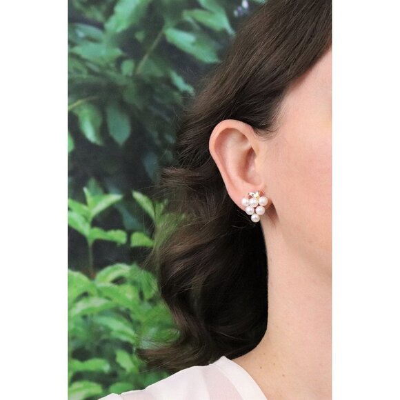 14k Yellow Gold Fresh Water Pearl Earrings Stud Post Earrings - Picture 2 of 9